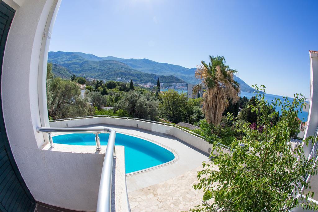 The Turtles Garden Villa Bečići Exterior photo