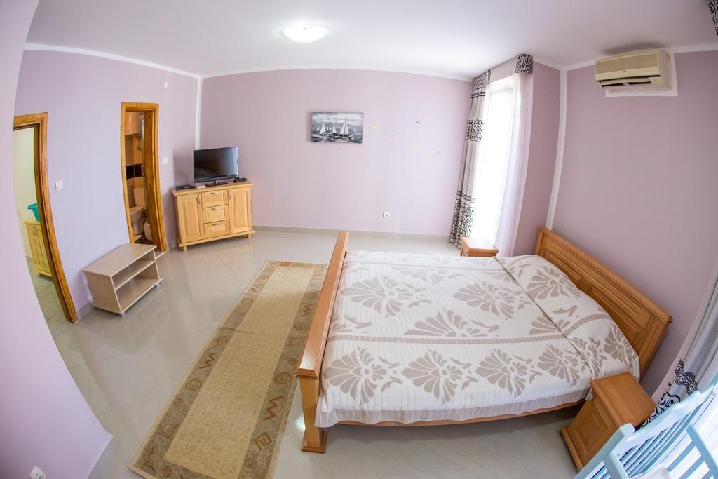 The Turtles Garden Villa Bečići Exterior photo